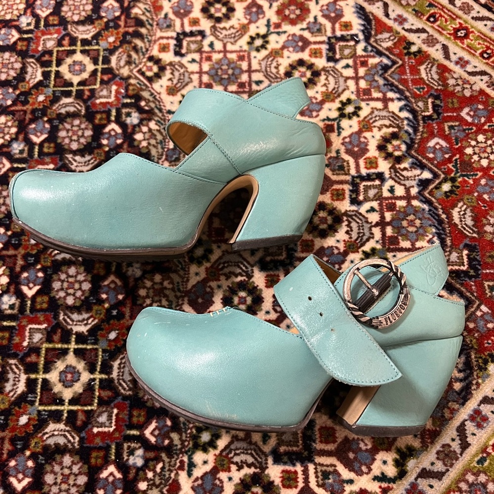 John Fluevog, Comfiest Heel Ever